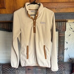 Columbia Off-White and Tan Fleece Jacket